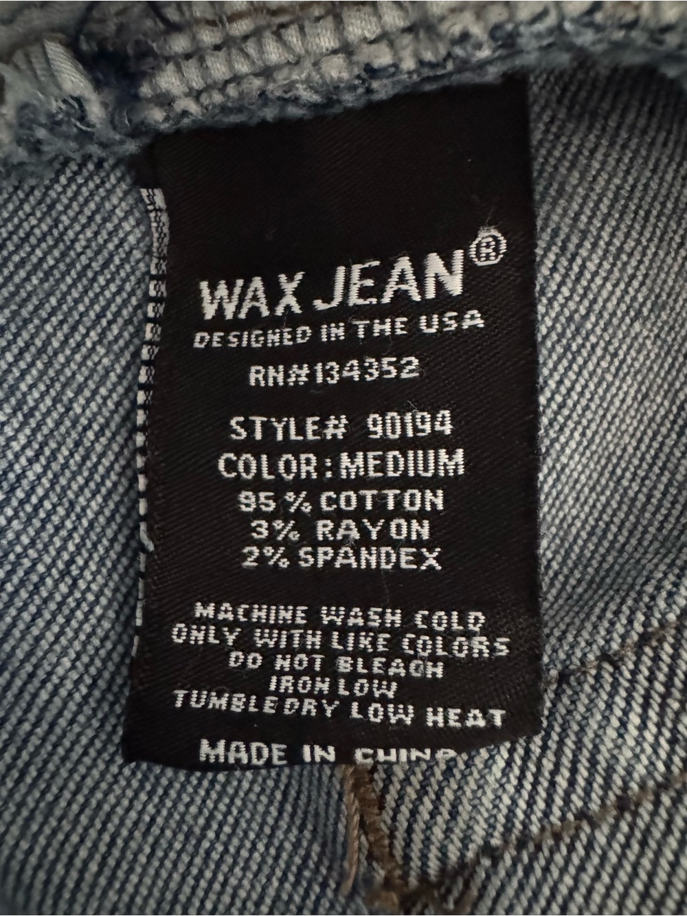 Distressed Dark Blue Women's Jeans — Casual Relaxed Fit - Picture 6 of 7